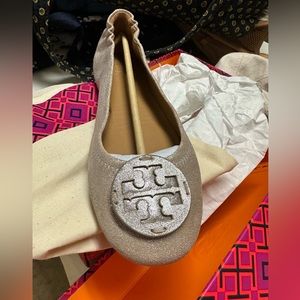 New in box Tory Burch Metallic Suede Travel Flats. Metallic  Perfect Sand